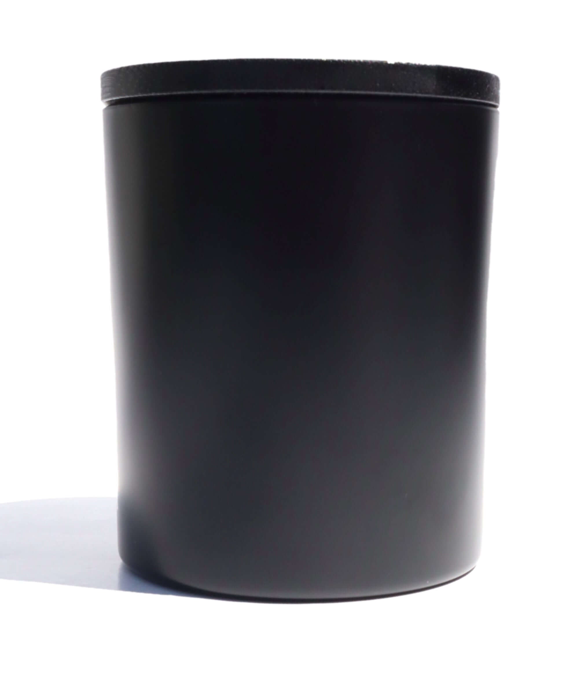15.5 oz Black matte vessels w/ Bamboo black lids.